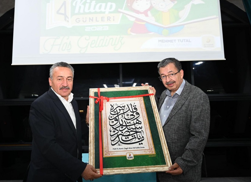 Yazar Hayati İnanç Seydişehir’de konferans verdi