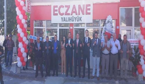 Yalıhüyük’e 20 yıl aradan sonra Eczane açıldı